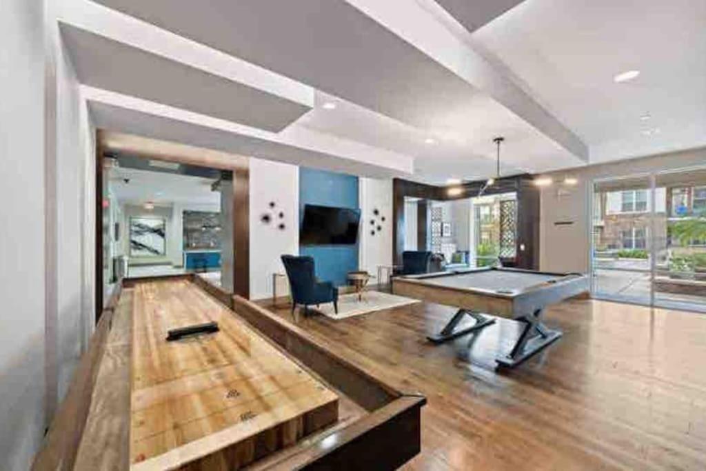 Fancy Apt Downtown. Pool. Gym. Lounge. Pet Ok Houston Esterno foto