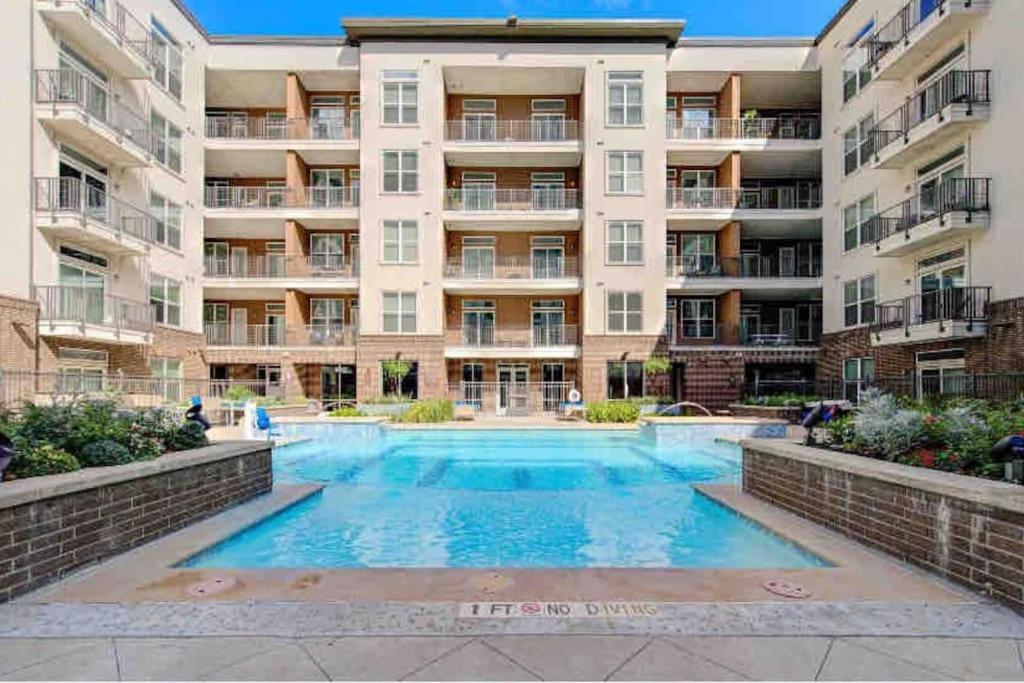 Fancy Apt Downtown. Pool. Gym. Lounge. Pet Ok Houston Esterno foto